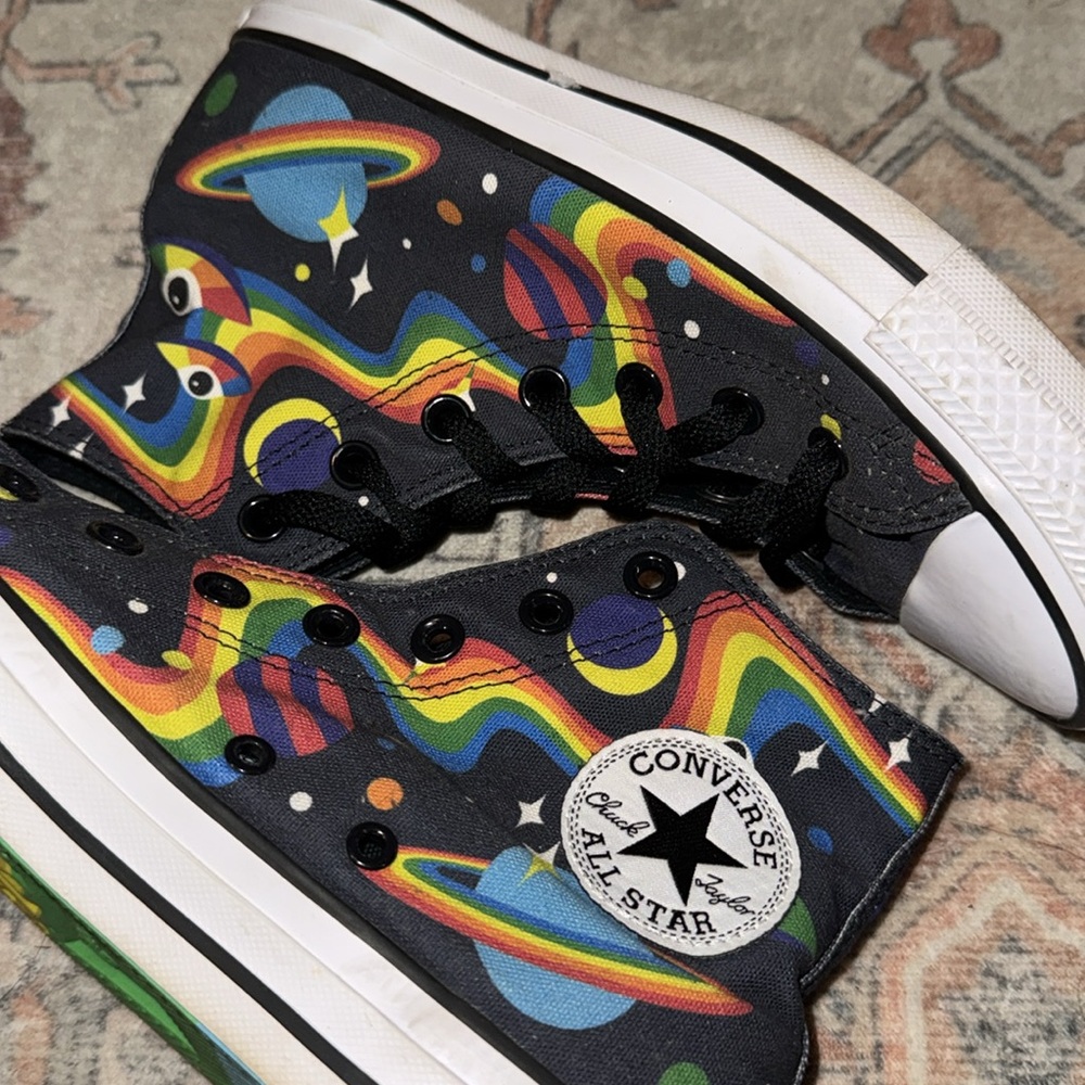 Converse Pride chucks Size 8 women 6M